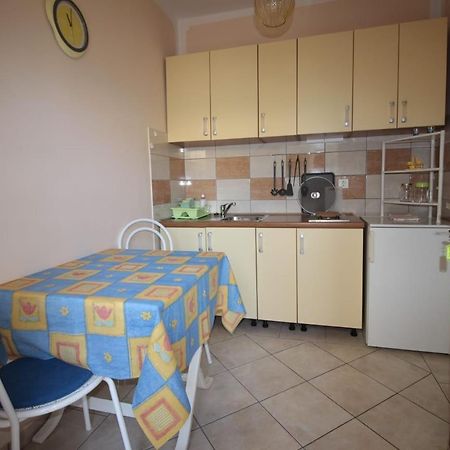 Apartmani Kramar セルツェ 部屋 写真